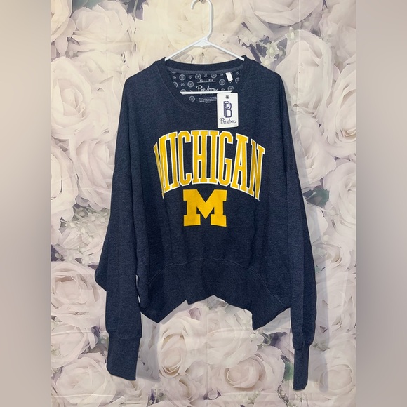 Tops - Michigan Wolverines Pressbox Crewneck Sweatshirt Women's XL Oversized New Tag!